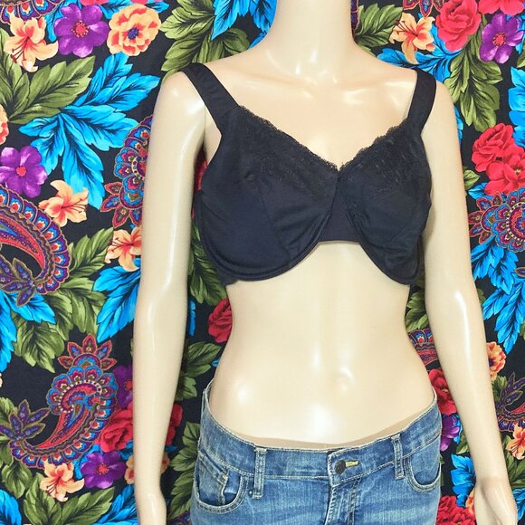 WOMEN'S VANITY FAIR BRA WOMENS SIZE 38DDD - Picture 1 of 3